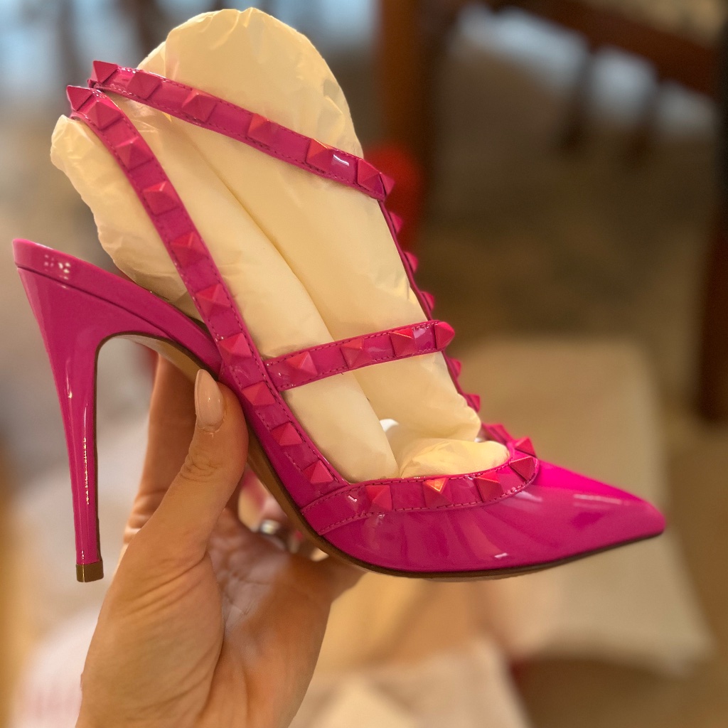 Valentino Garavani | Shoes | Hot Pink Valentino Rockstud